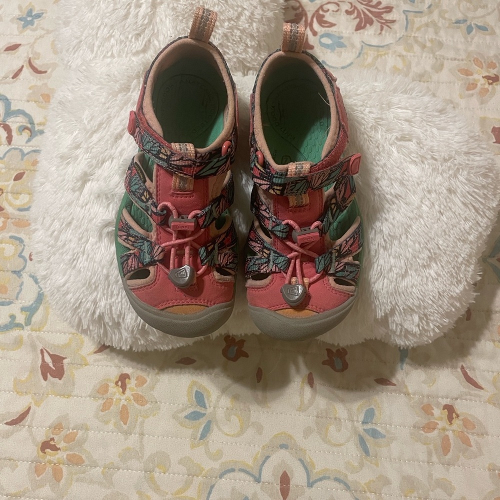 Keen Kids Rose and Peach Pearl Seacamp Sandals - Picture 3 of 9